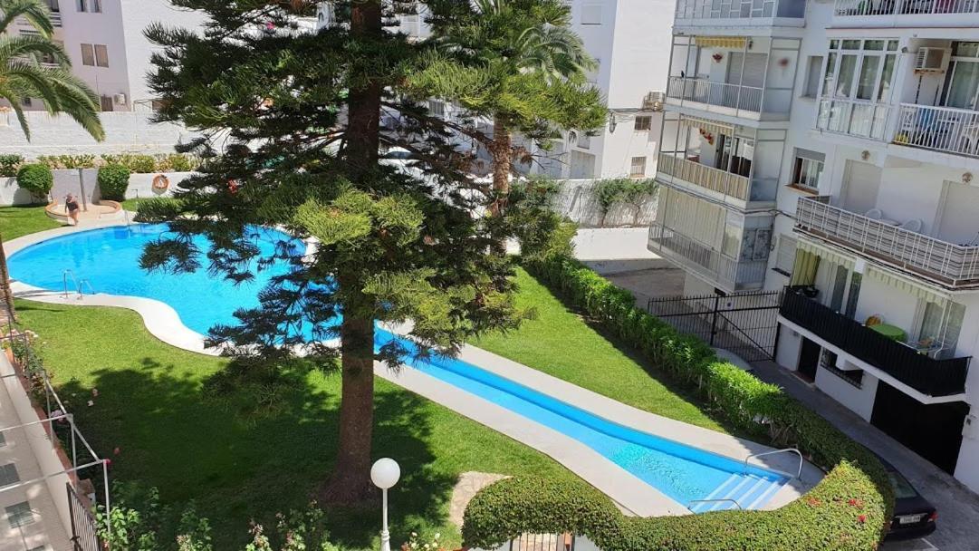 Perfecto Apartamento Centrico Nerja Luaran gambar
